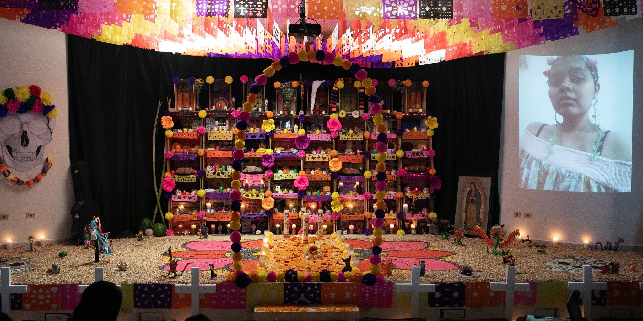 Reconocen entrega y tradición en el Certamen de Altares de Muertos UANL |  Cultura UANL